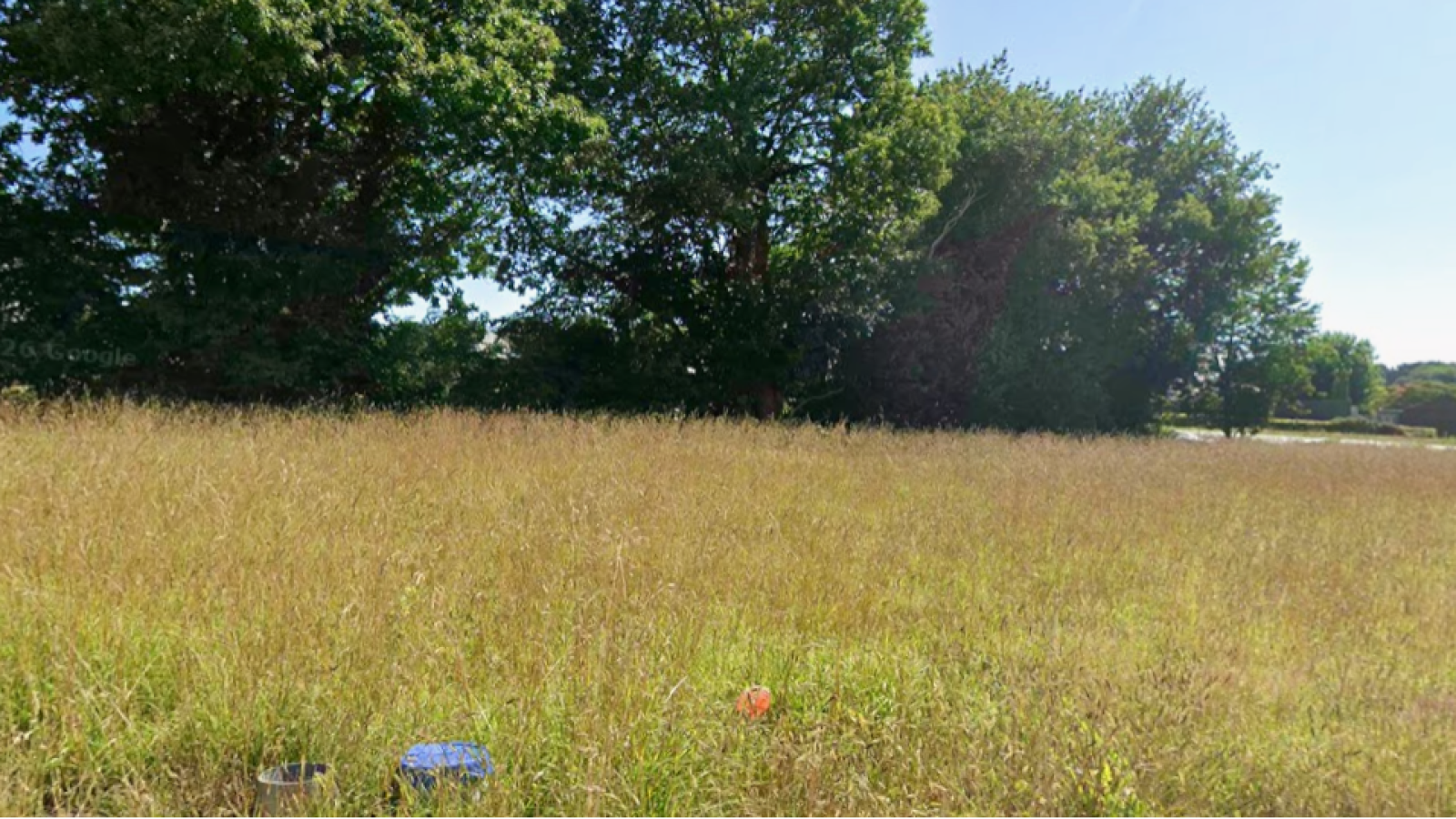 Terrain constructible de 311m2 à Dol-de-Bretagne