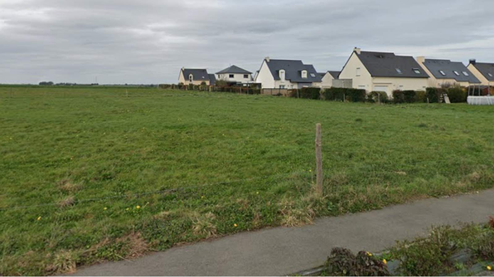 Terrain constructible de 346m2 à Piré-Chancé