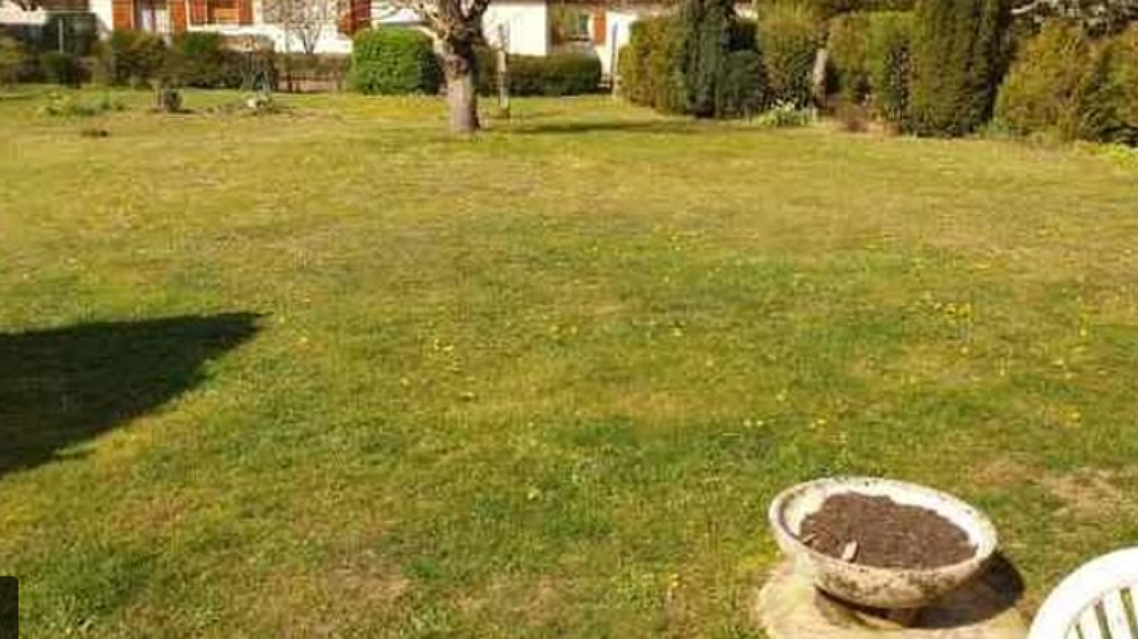 Terrain constructible de 400m2 à Saint-Thuriau