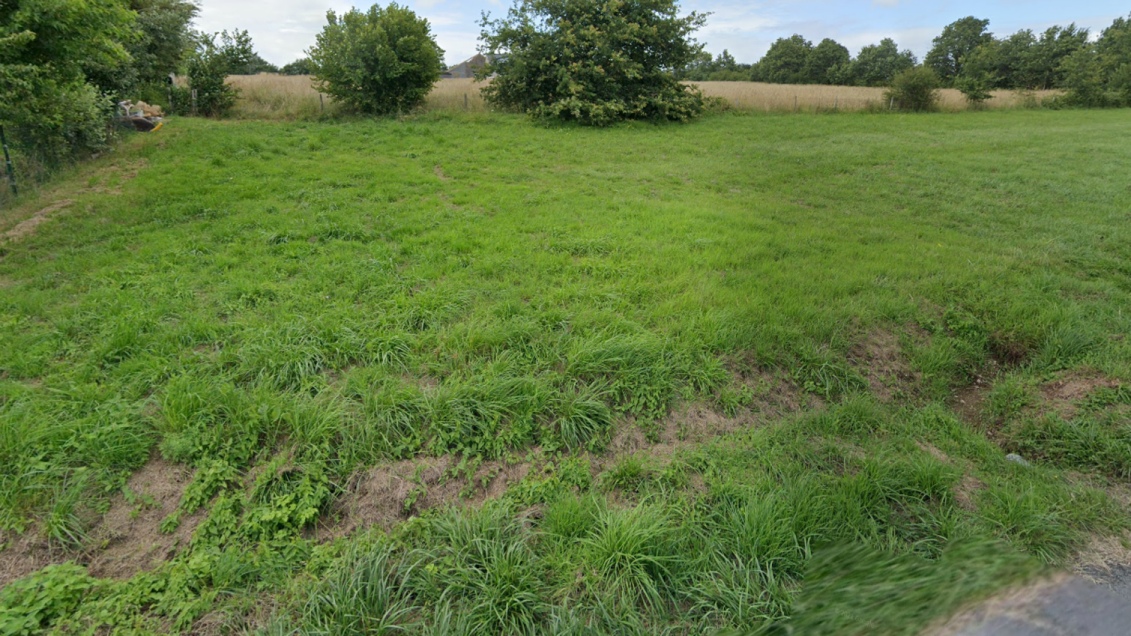 Terrain constructible de 400m2 à Sautron