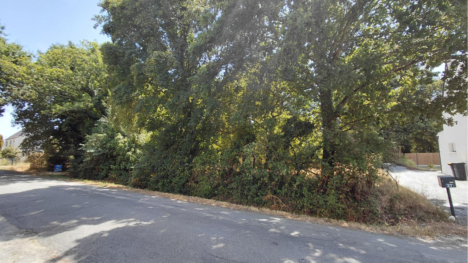 Terrain constructible de 2300m2 à Sévérac