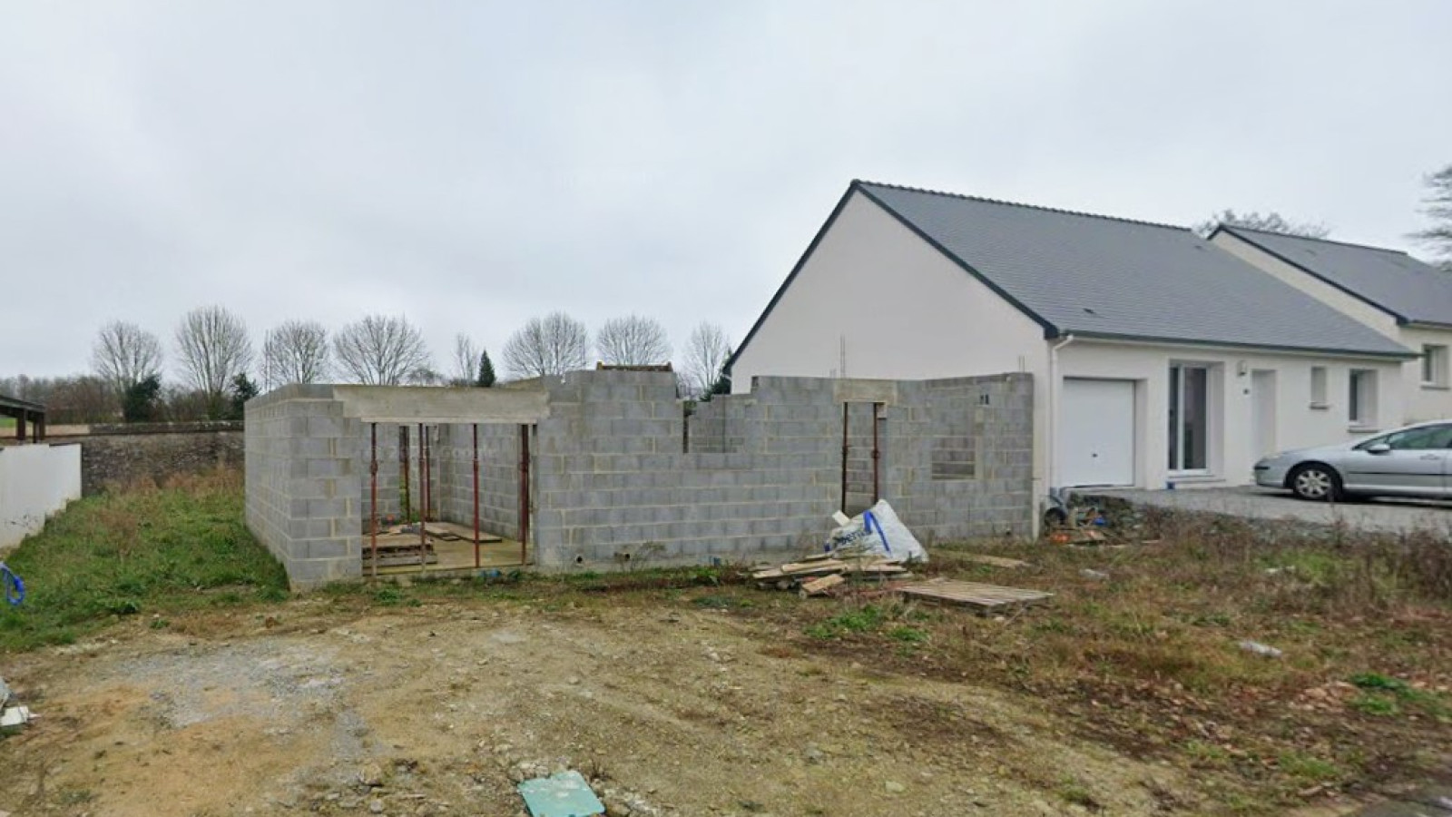 Terrain constructible de 464m2 à Saint-Abraham